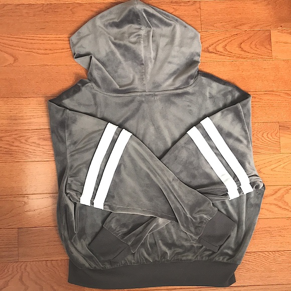 COMFY PJ SWEATER - Picture 2 of 2